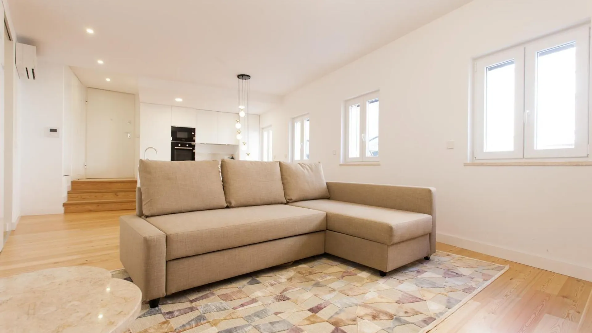 Mouraria Blue Three-Bedroom Apartment W/ Parking - By Lu Holidays Lisboa