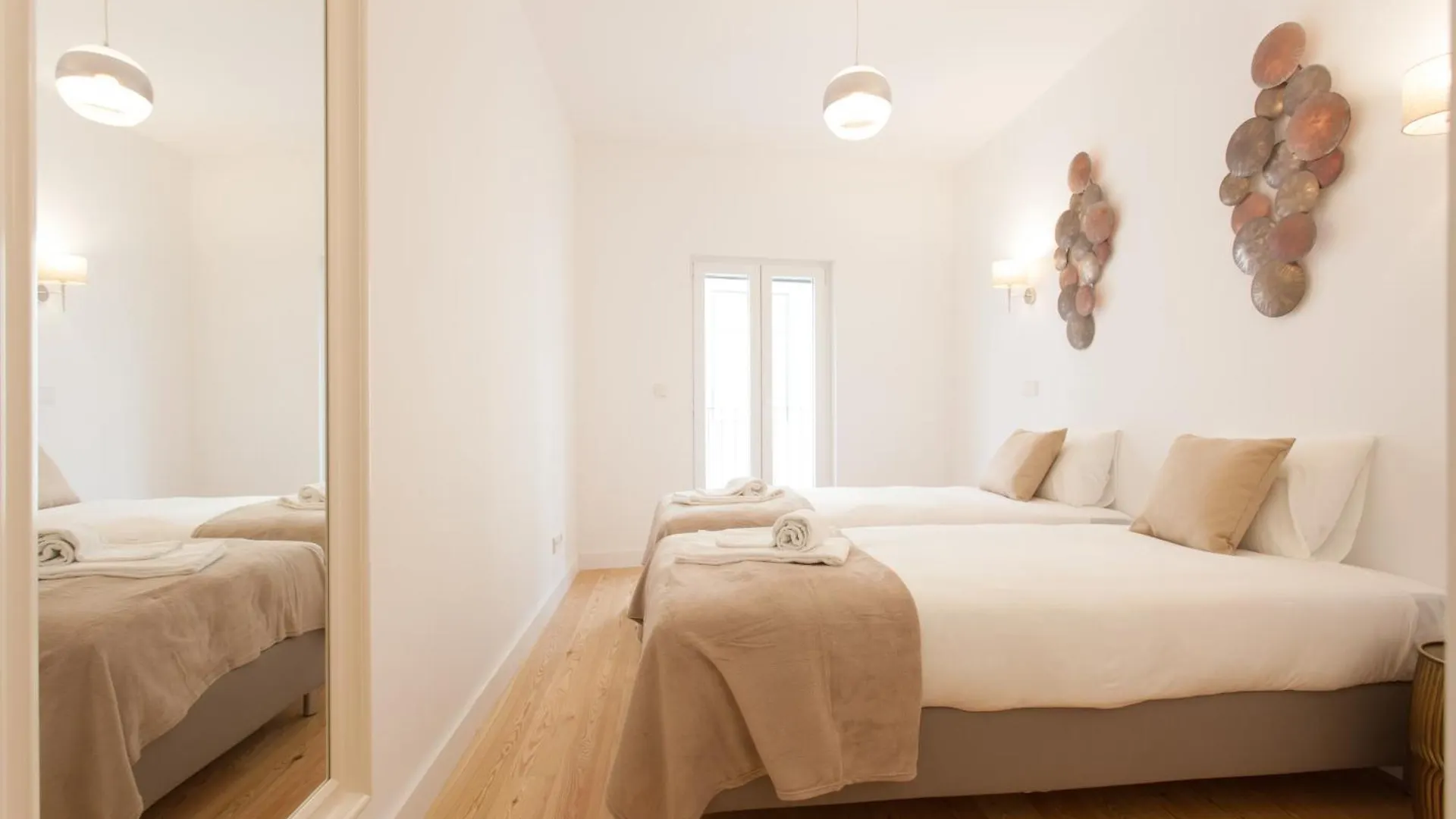 Mouraria Blue Three-Bedroom Apartment W/ Parking - By Lu Holidays Lisboa Πορτογαλία
